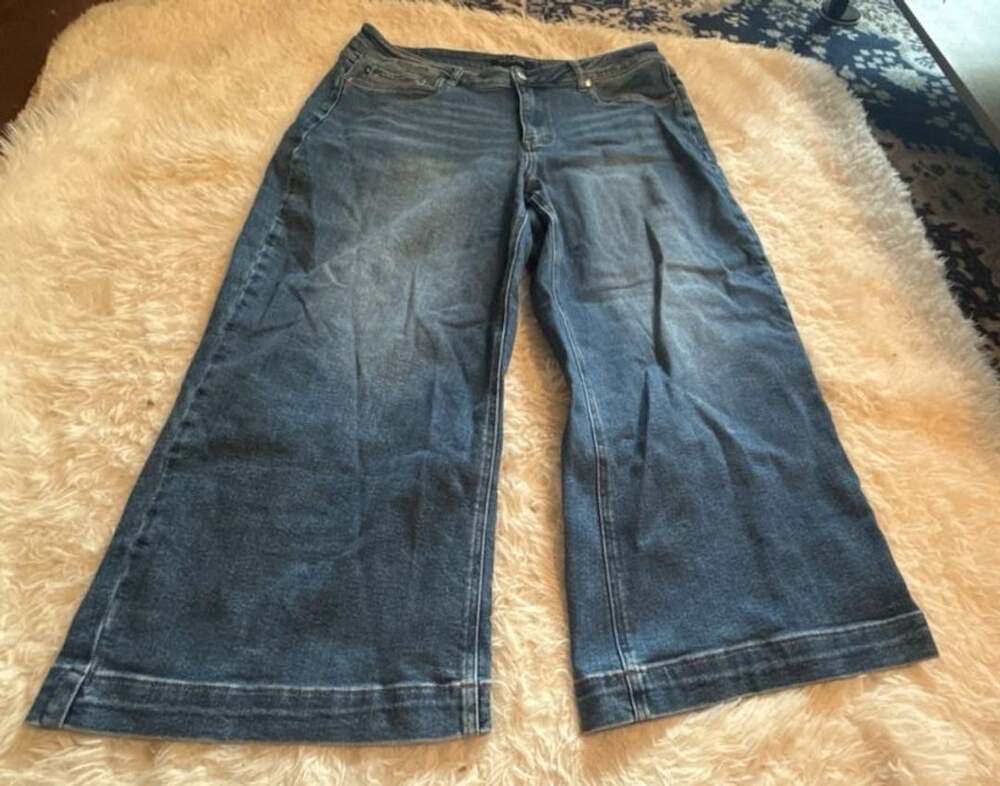 Judy Blue Wide Crop Denim Jeans Style JB881006 MD-CO Size 18W
